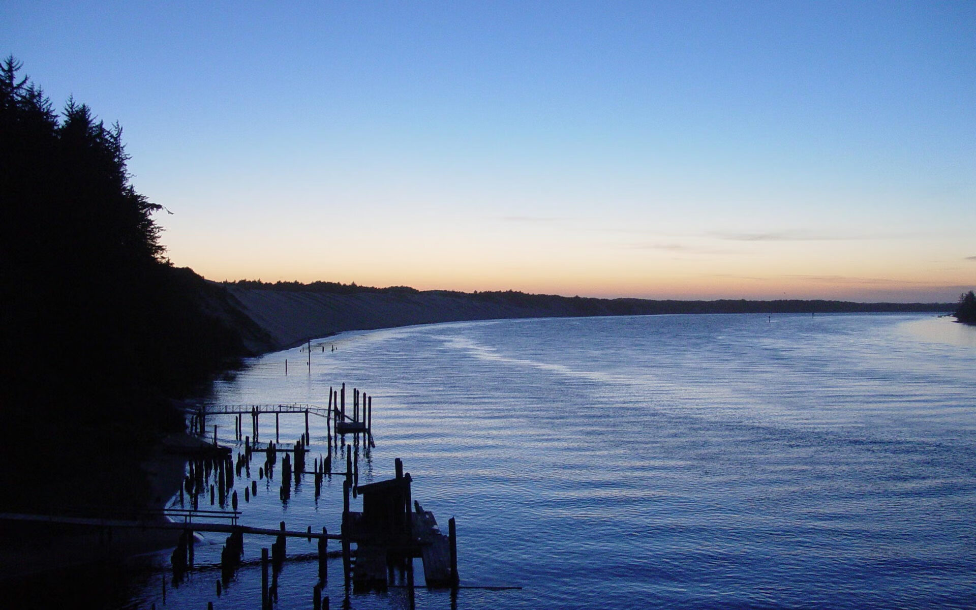 当底特律第三节风暴遇上马德里德比夜，体育时空唯一的平行绽放