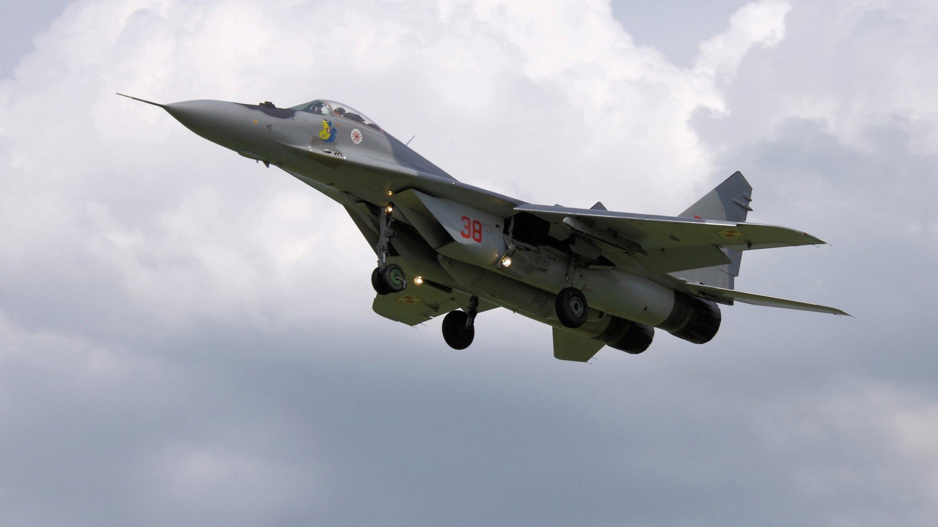 哈弗茨执子布局，当德式精密棋局遭遇挪威铁壁，突尼斯如何成为战术试金石？