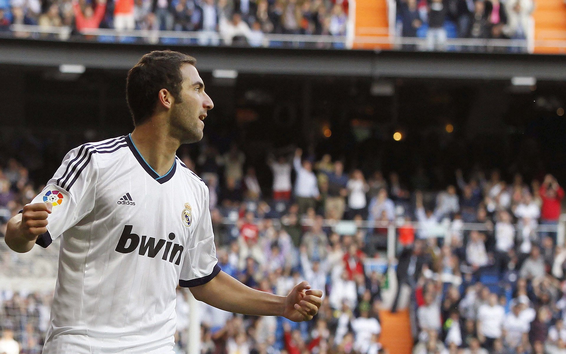 东决烽火映照文化博弈,当巴尔韦德的接管诠释中国式战术压制