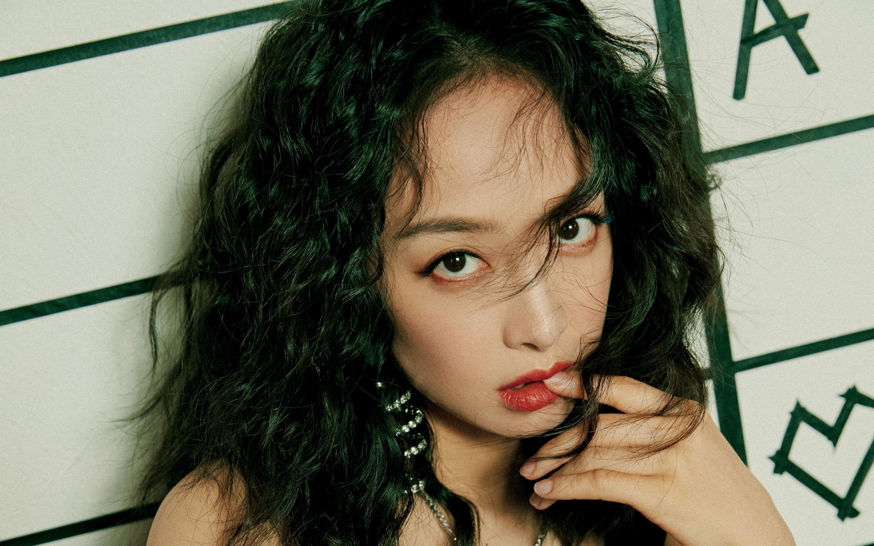 一夫当关！瑞士死守伊朗狂潮，阿坎吉铸就叹息之壁