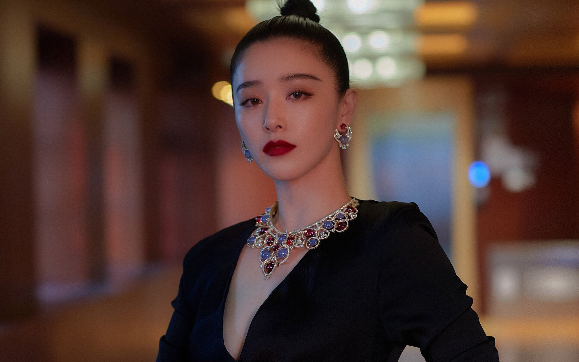 华沙与阿克拉的午夜独白，2026，那个叫费利克斯的破局者
